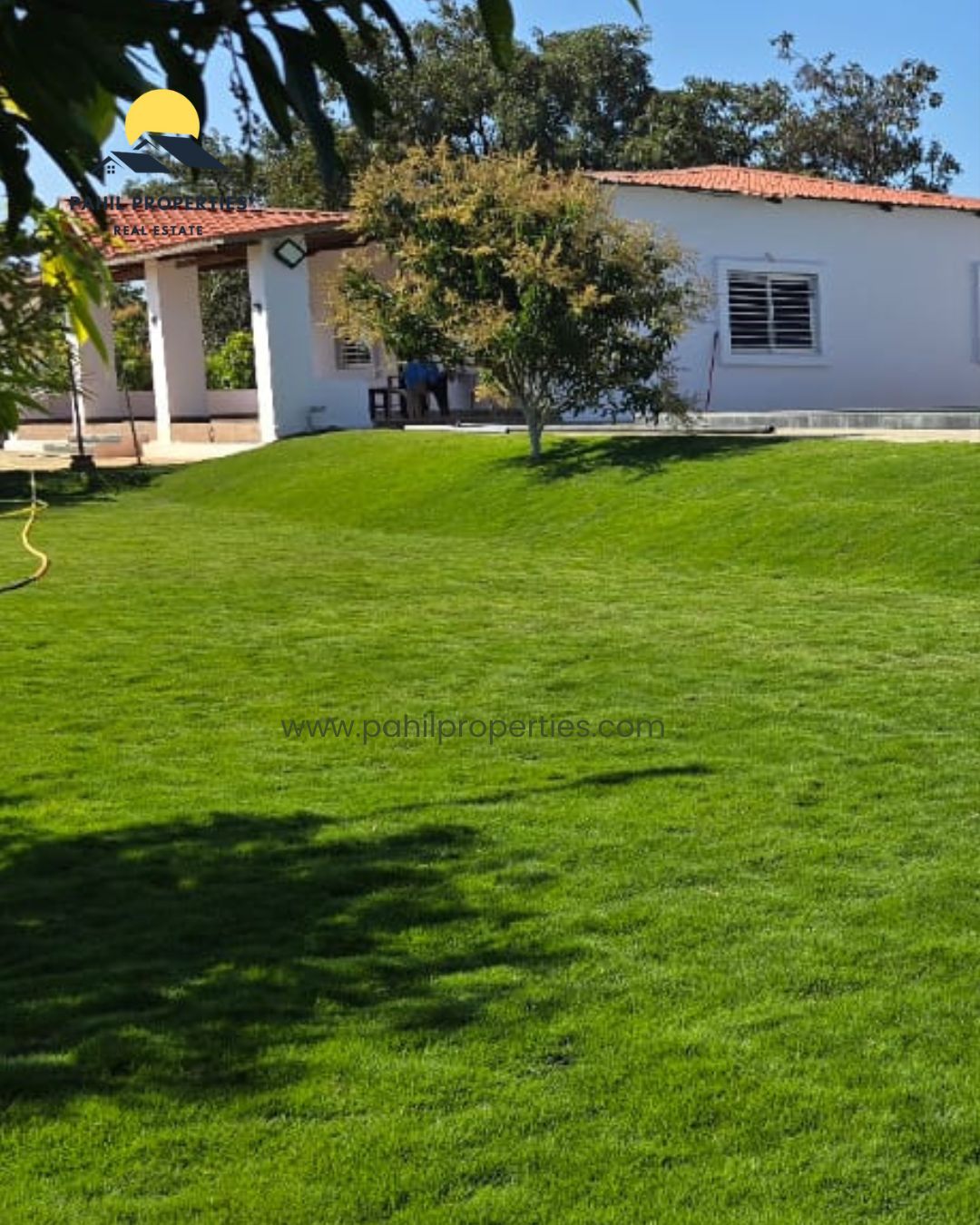 Prime Farm House Garden Area